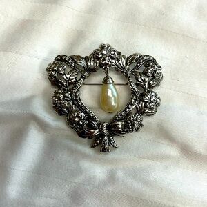Vintage 80’s Heart Pin Brooch